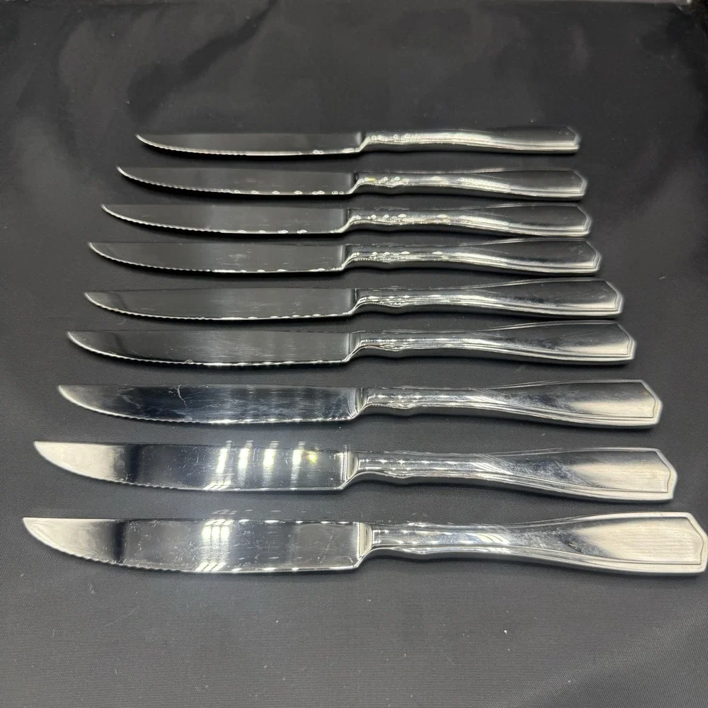 Oneida Carolina Pattern‎ Steak Knives Set Of 9